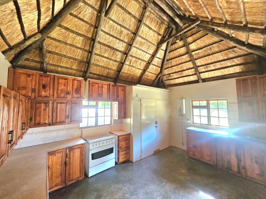 4 Bedroom Property for Sale in Nantes AH Limpopo