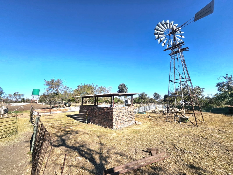 4 Bedroom Property for Sale in Nantes AH Limpopo