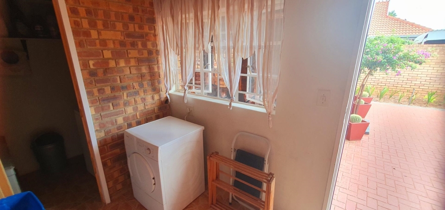 3 Bedroom Property for Sale in Mookgopong Limpopo
