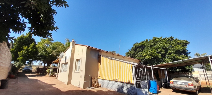 2 Bedroom Property for Sale in Mokopane Central Limpopo