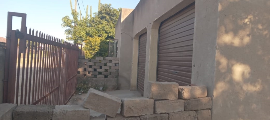3 Bedroom Property for Sale in Majeje Limpopo