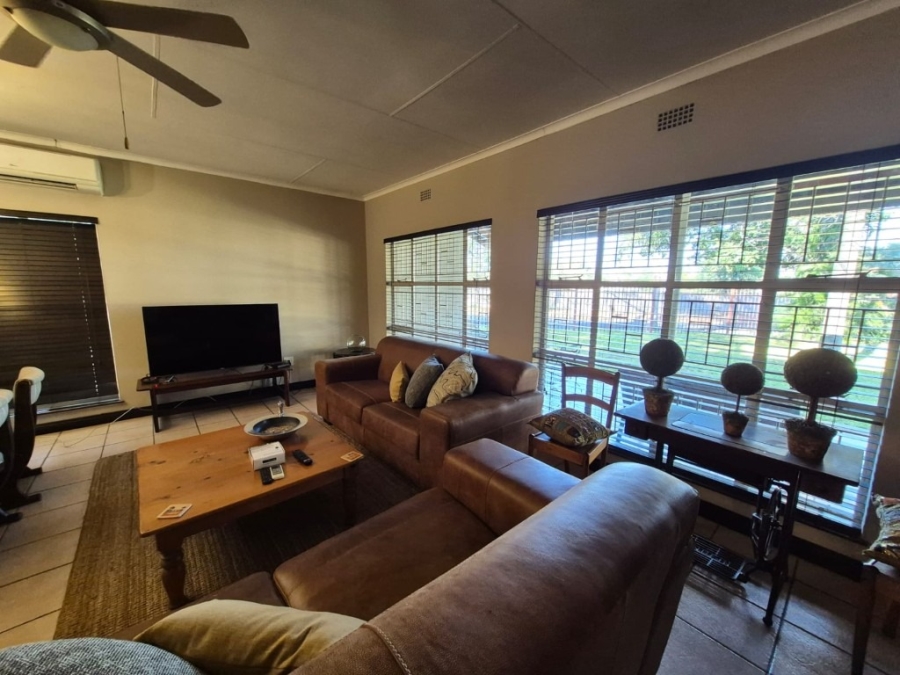 4 Bedroom Property for Sale in Phalaborwa Limpopo