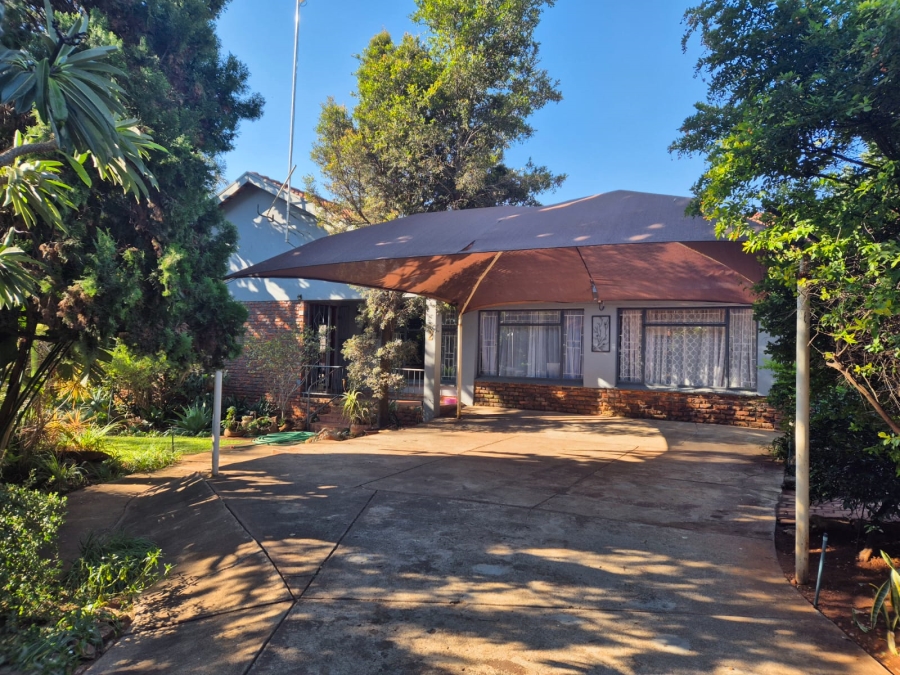 5 Bedroom Property for Sale in Bendor Limpopo