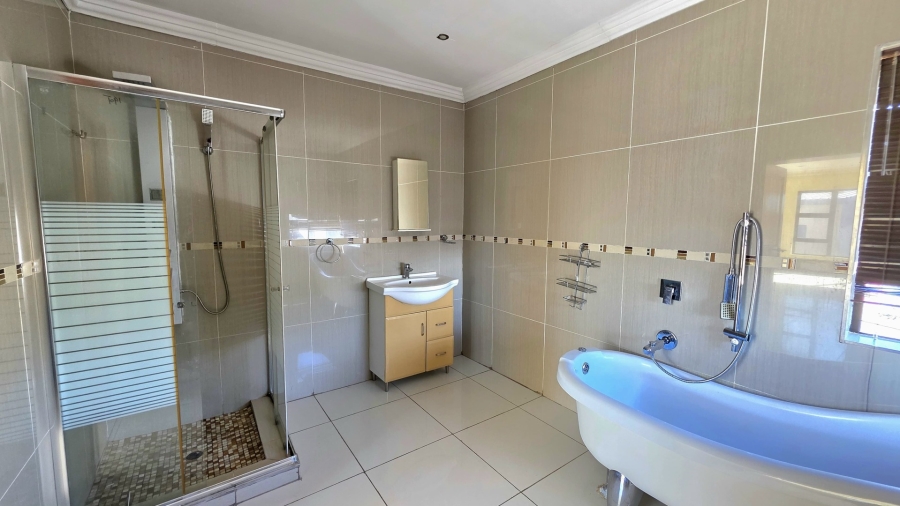 3 Bedroom Property for Sale in Bendor Limpopo