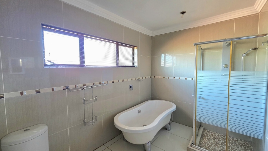 3 Bedroom Property for Sale in Bendor Limpopo