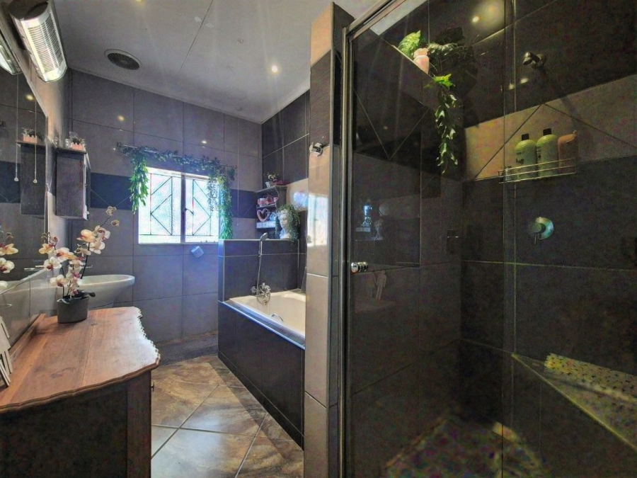 4 Bedroom Property for Sale in Mookgopong Limpopo