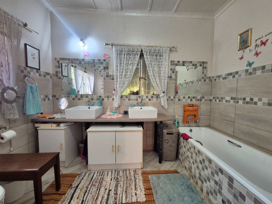 2 Bedroom Property for Sale in Mookgopong Limpopo