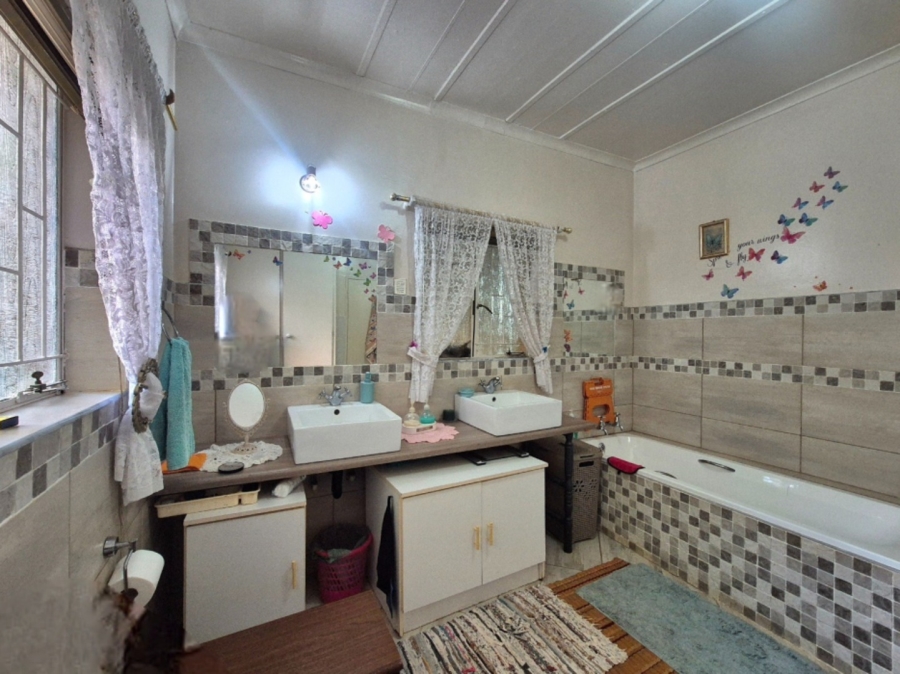2 Bedroom Property for Sale in Mookgopong Limpopo