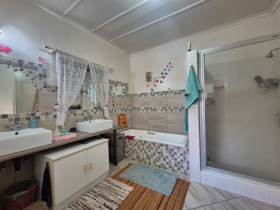 2 Bedroom Property for Sale in Mookgopong Limpopo