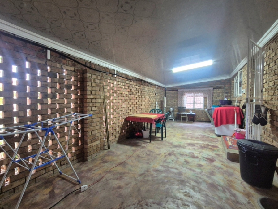 2 Bedroom Property for Sale in Mookgopong Limpopo