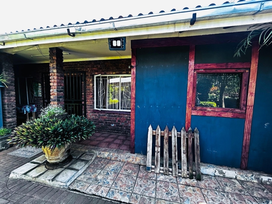 3 Bedroom Property for Sale in Chroompark Limpopo