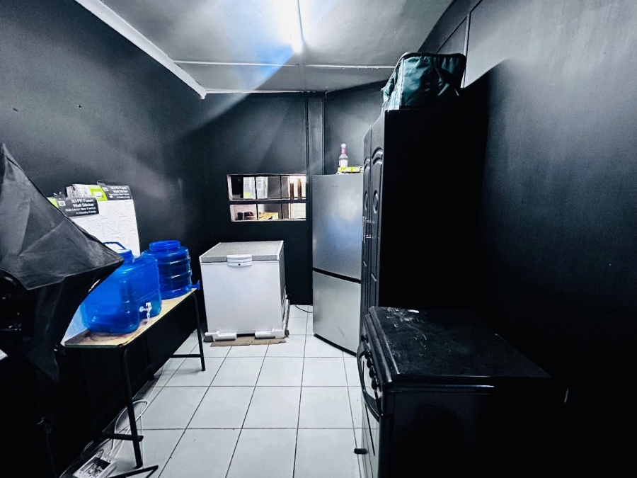 3 Bedroom Property for Sale in Chroompark Limpopo