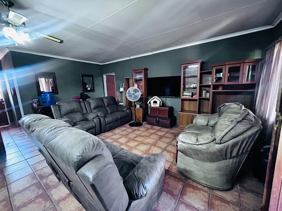 3 Bedroom Property for Sale in Chroompark Limpopo