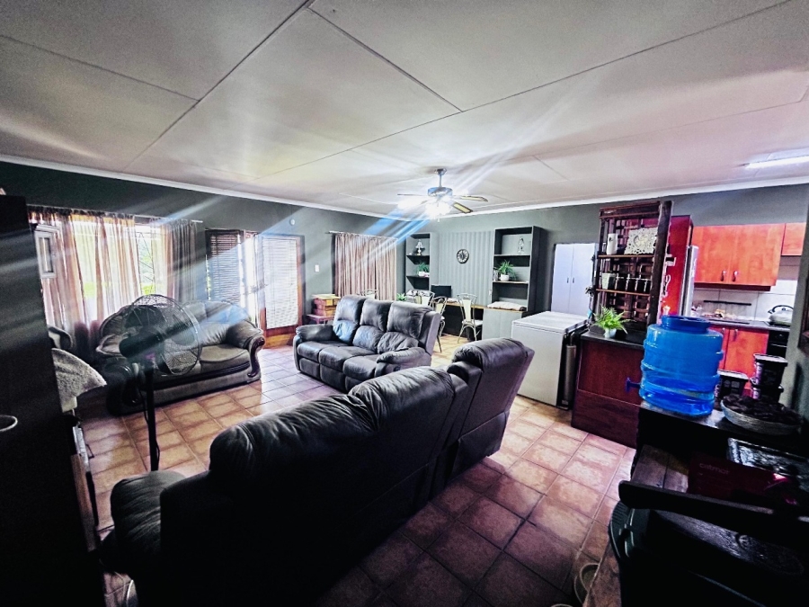 3 Bedroom Property for Sale in Chroompark Limpopo