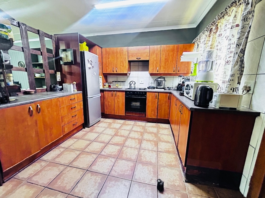 3 Bedroom Property for Sale in Chroompark Limpopo