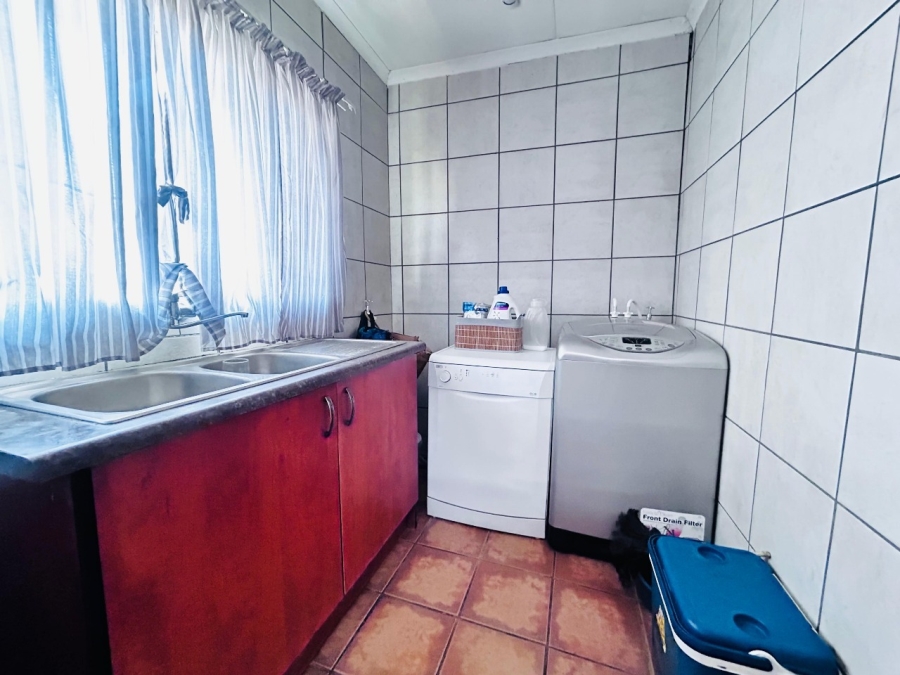 3 Bedroom Property for Sale in Chroompark Limpopo