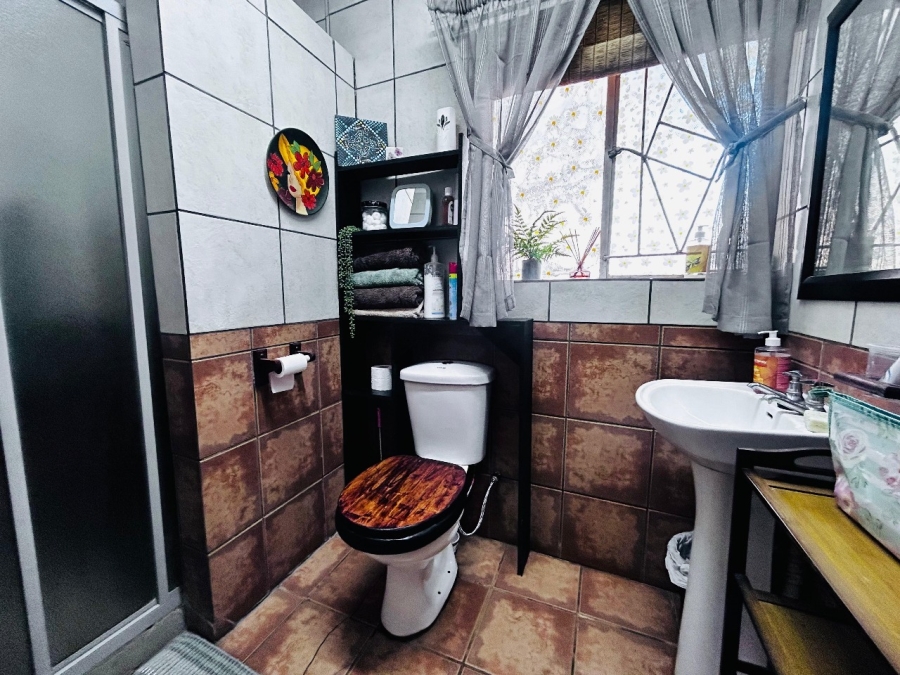 3 Bedroom Property for Sale in Chroompark Limpopo