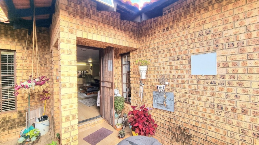 2 Bedroom Property for Sale in Modimolle Limpopo