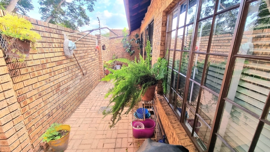2 Bedroom Property for Sale in Modimolle Limpopo