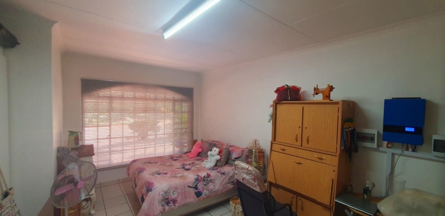 3 Bedroom Property for Sale in Mookgopong Limpopo