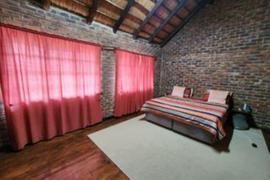 5 Bedroom Property for Sale in Phalaborwa Limpopo