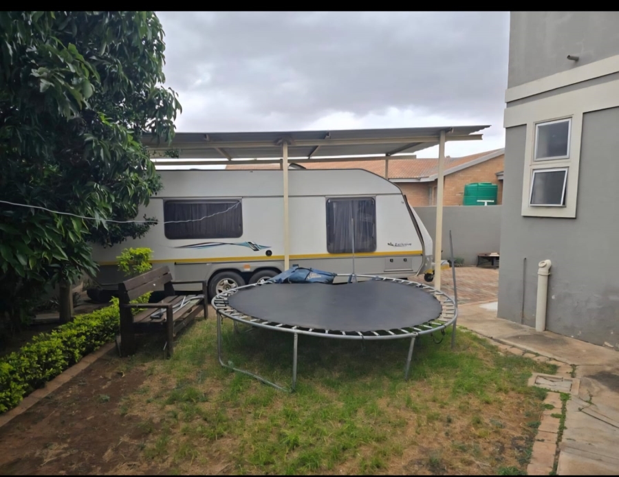 3 Bedroom Property for Sale in Serala View Limpopo