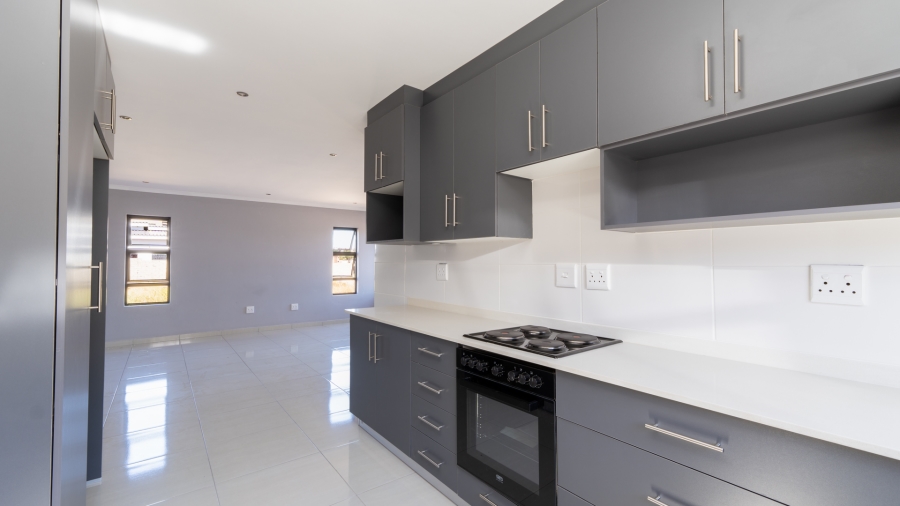 3 Bedroom Property for Sale in Bendor Meadows Limpopo