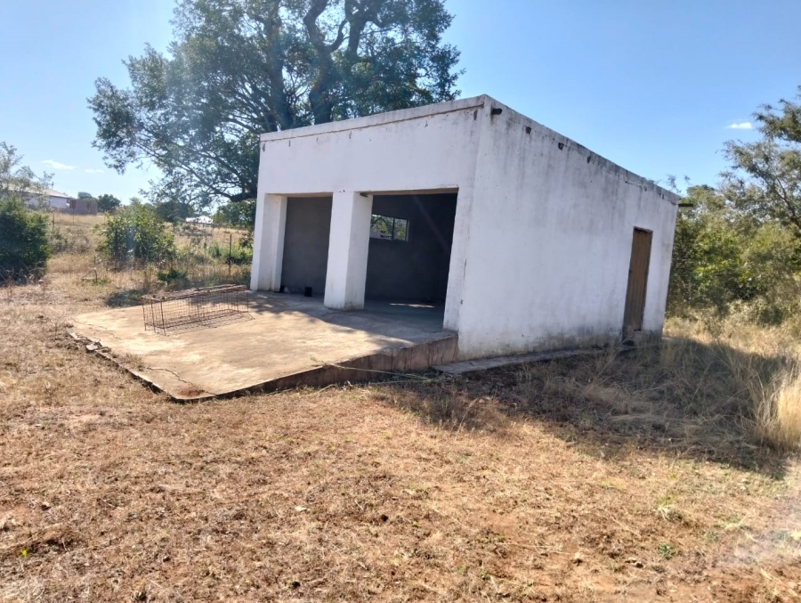 3 Bedroom Property for Sale in Makhuvha A Limpopo