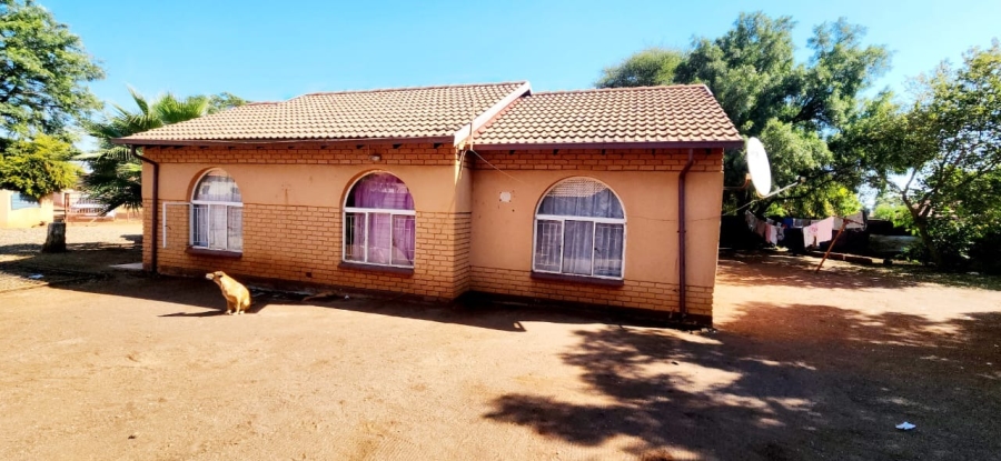 3 Bedroom Property for Sale in Northam Limpopo