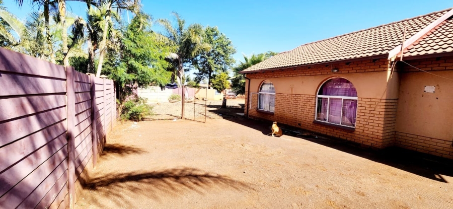 3 Bedroom Property for Sale in Northam Limpopo