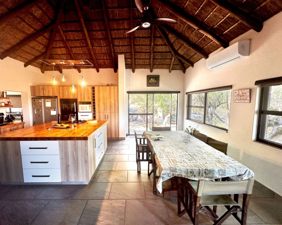 3 Bedroom Property for Sale in Lissataba Private Nature Reserve Limpopo