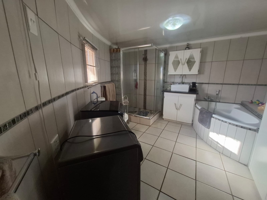 8 Bedroom Property for Sale in Bela Bela Limpopo