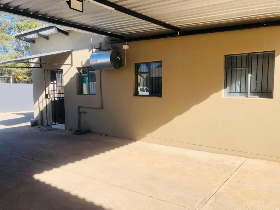 To Let 1 Bedroom Property for Rent in Mokopane Central Limpopo