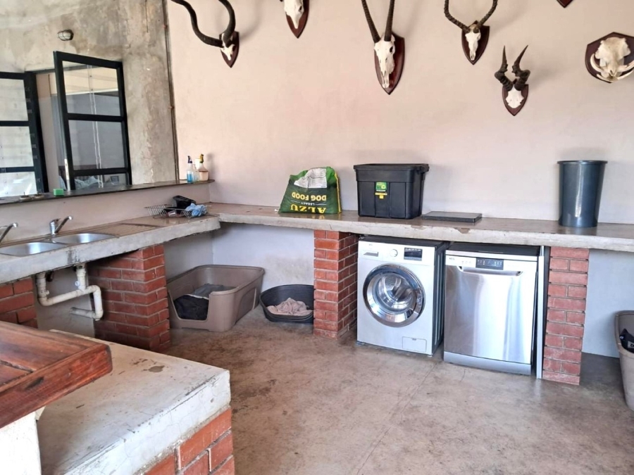 8 Bedroom Property for Sale in Modimolle Limpopo