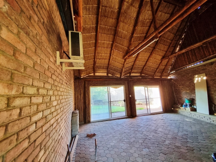 5 Bedroom Property for Sale in Louis Trichardt Limpopo