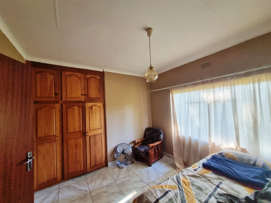 5 Bedroom Property for Sale in Louis Trichardt Limpopo