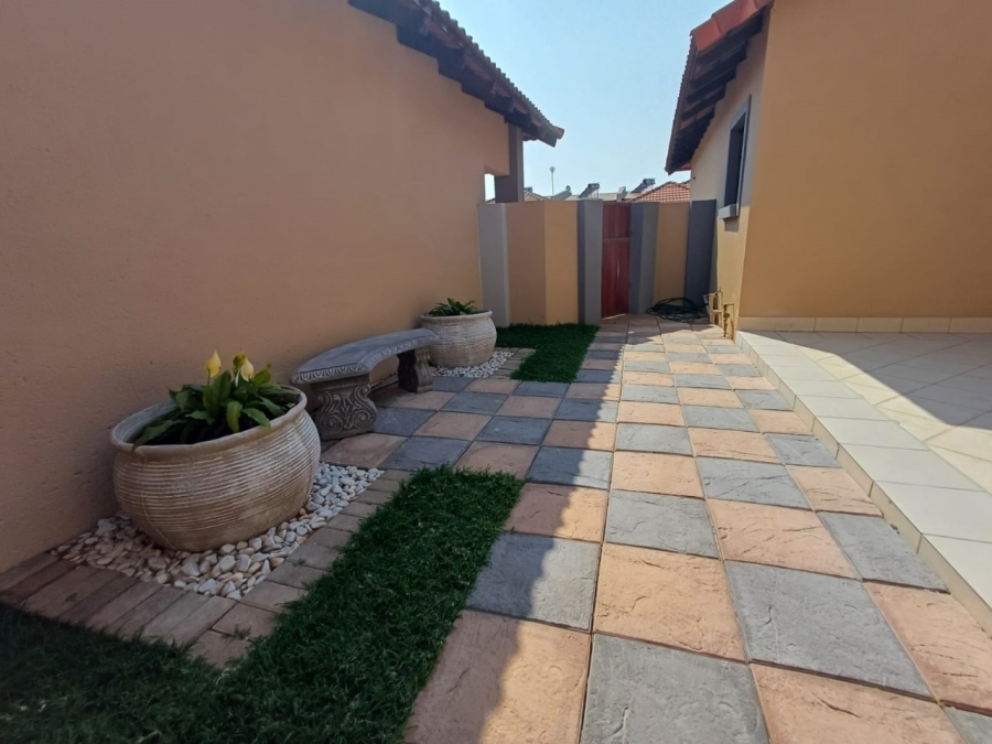 3 Bedroom Property for Sale in Bendor Limpopo