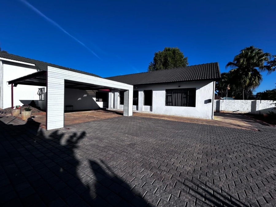4 Bedroom Property for Sale in Impala Park Limpopo