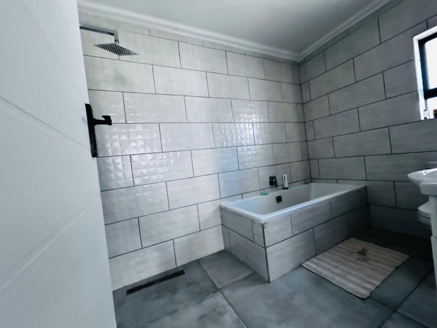 4 Bedroom Property for Sale in Impala Park Limpopo