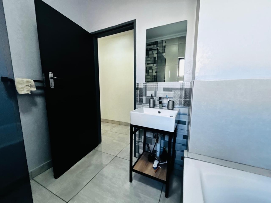 4 Bedroom Property for Sale in Impala Park Limpopo