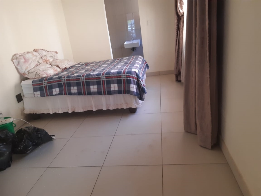 To Let 4 Bedroom Property for Rent in Fauna Park Limpopo
