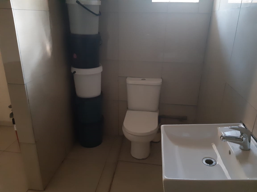 To Let 4 Bedroom Property for Rent in Fauna Park Limpopo