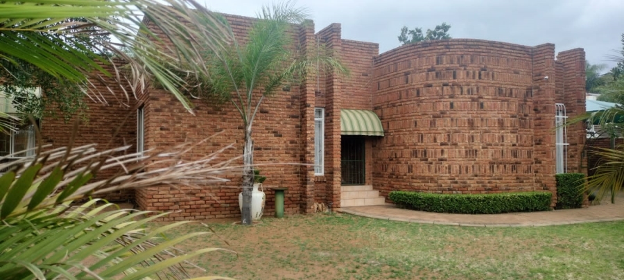 3 Bedroom Property for Sale in Bendor Limpopo