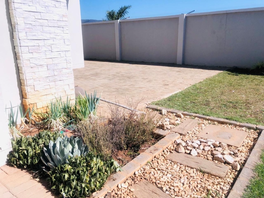 To Let 4 Bedroom Property for Rent in Chroompark Limpopo