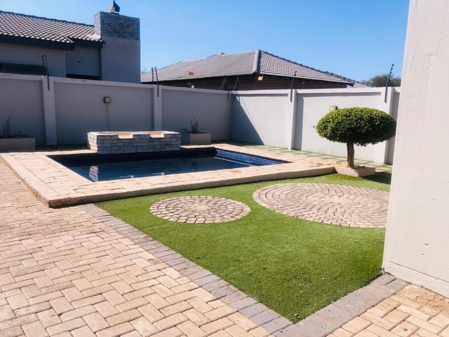 To Let 4 Bedroom Property for Rent in Chroompark Limpopo