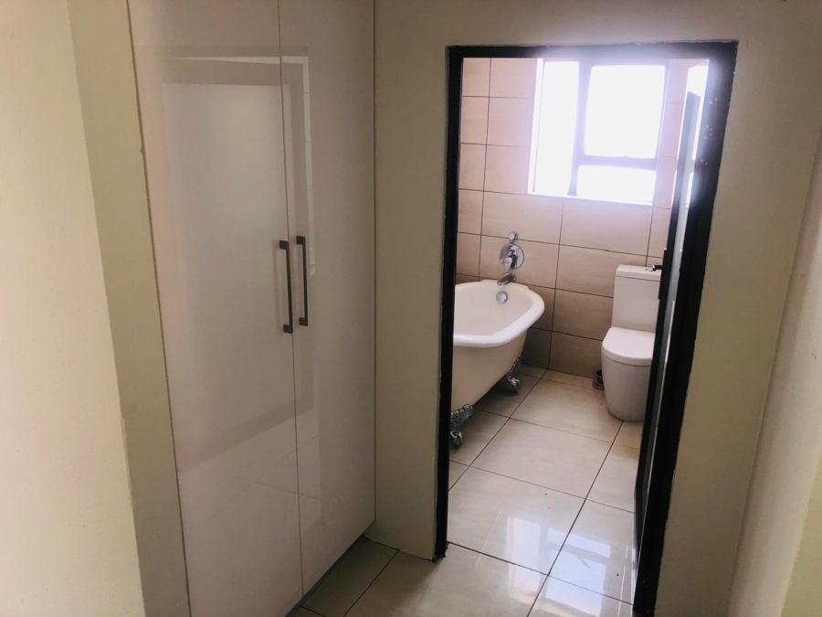To Let 4 Bedroom Property for Rent in Chroompark Limpopo