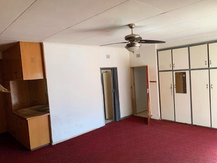 6 Bedroom Property for Sale in Eduan Park Limpopo