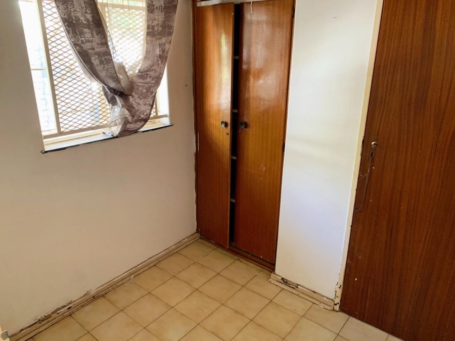 6 Bedroom Property for Sale in Eduan Park Limpopo