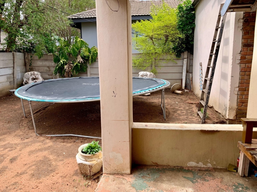 6 Bedroom Property for Sale in Eduan Park Limpopo