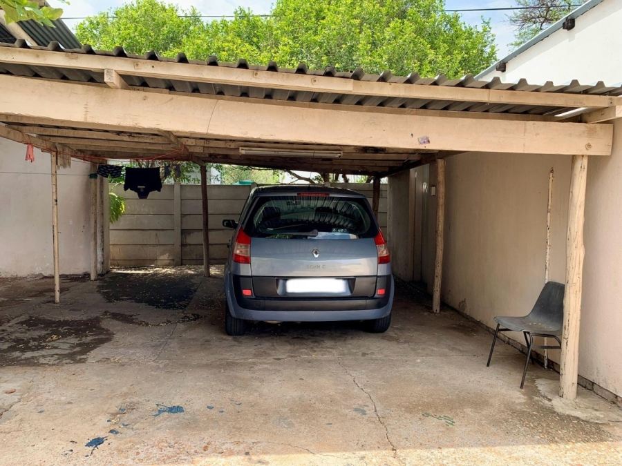6 Bedroom Property for Sale in Eduan Park Limpopo